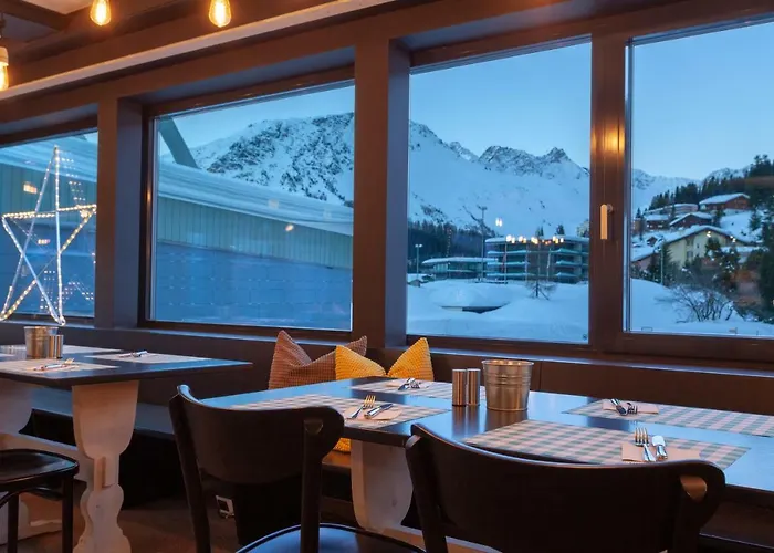 Provisorium13 Hotel Arosa