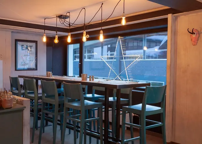 Provisorium13 3* Ароза