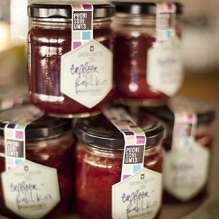 Provisorium13 Ξενοδοχείο Αρόζα